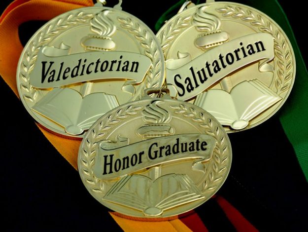 valedictorian, salutatorian and honor graduate medals